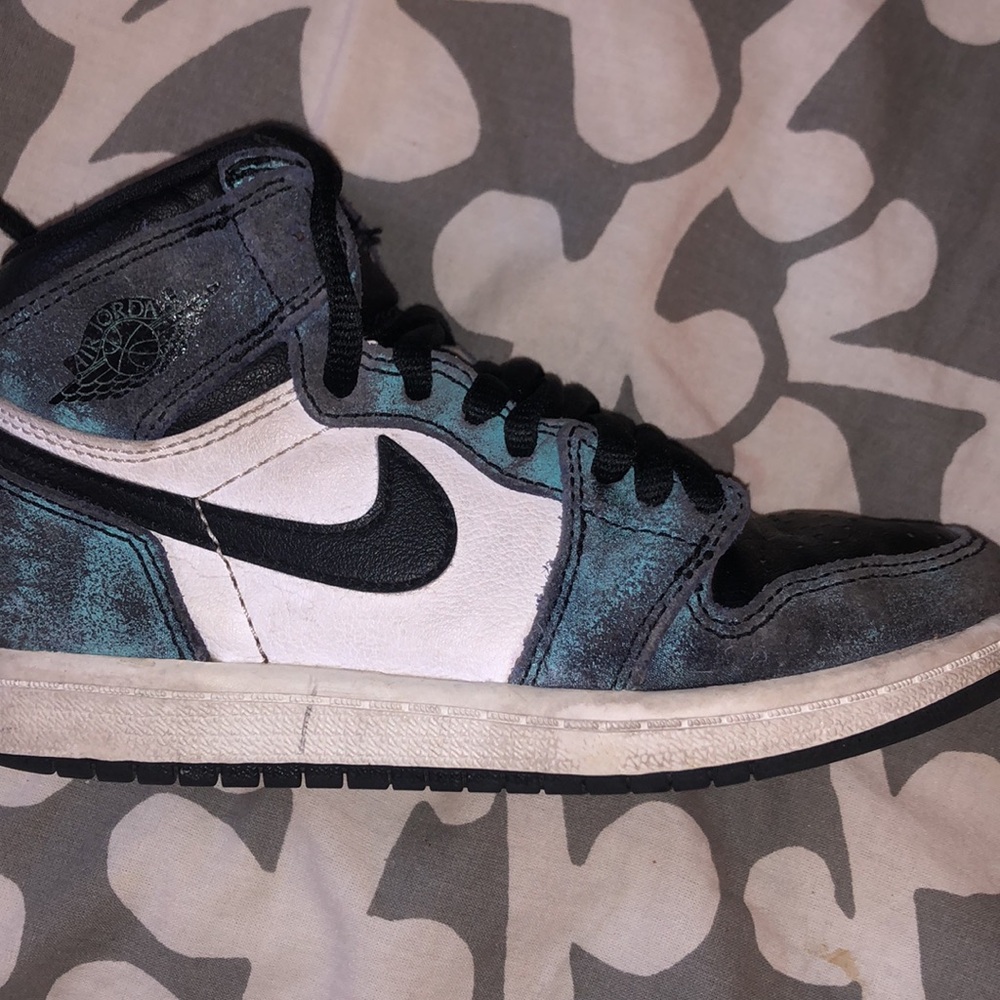 Kids Nike Air Jordan high tops